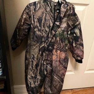 2T camouflage coveralls for toddler